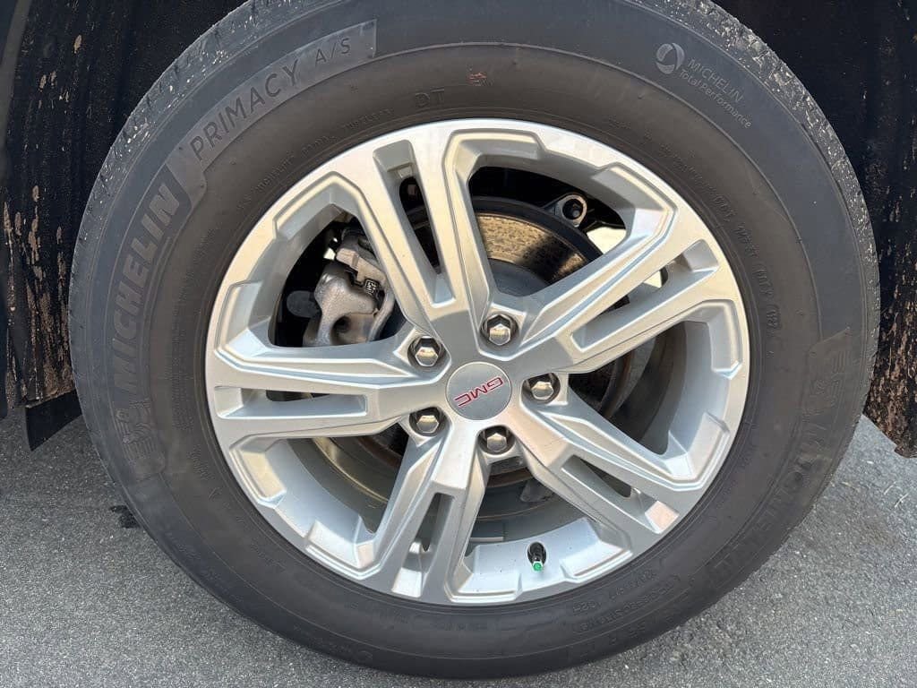 Used 2022 GMC Terrain SLE w/ Driver Convenience Package image 30