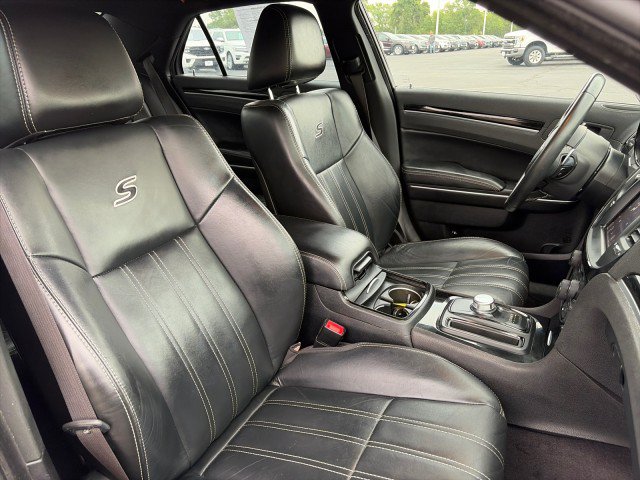Used 2017 Chrysler 300 S w/ 300S Premium Group AWD/4WD image 21