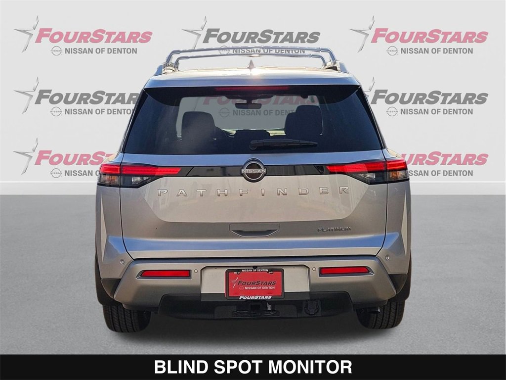 New 2025 Nissan Pathfinder Platinum image 5