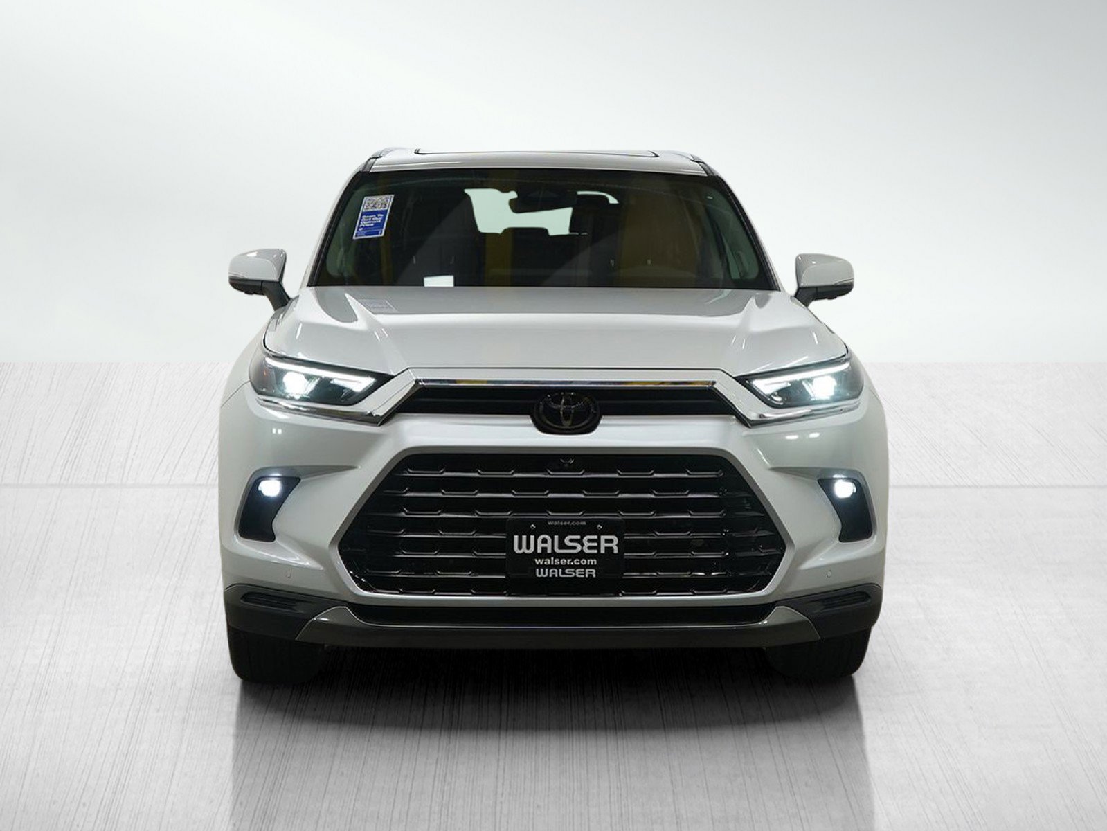 Used 2025 Toyota Grand Highlander AWD Hybrid image 8