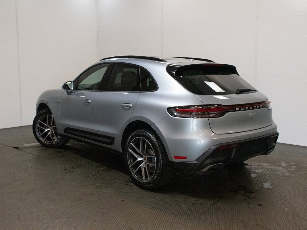 New 2025 Porsche Macan image 3