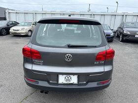 Used 2013 Volkswagen Tiguan S image 6