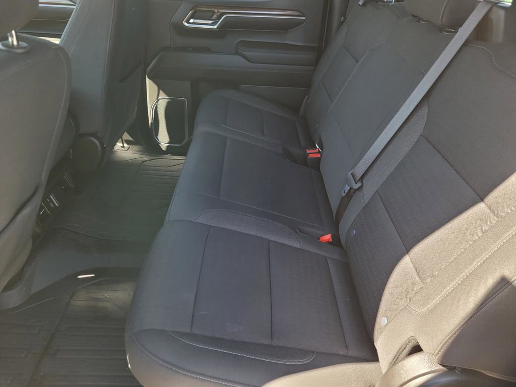 Used 2023 GMC Sierra 1500 SLE image 14