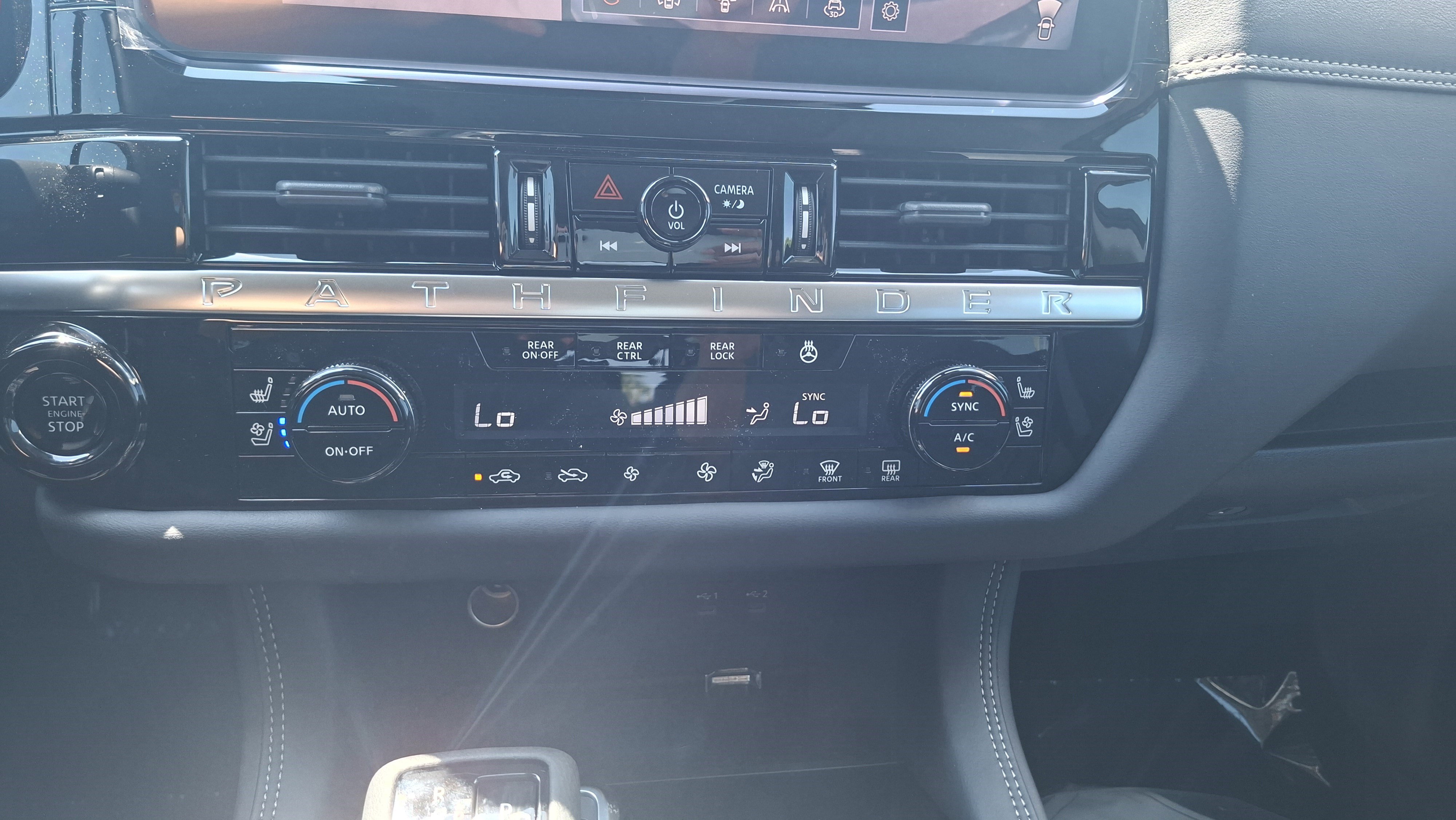 New 2026 Nissan Pathfinder Platinum image 10