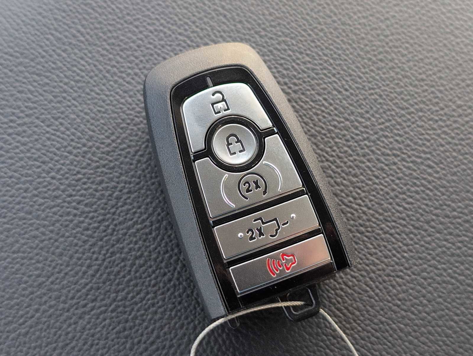 New 2025 Ford F150 Lariat w/ Equipment Group 502A High image 25