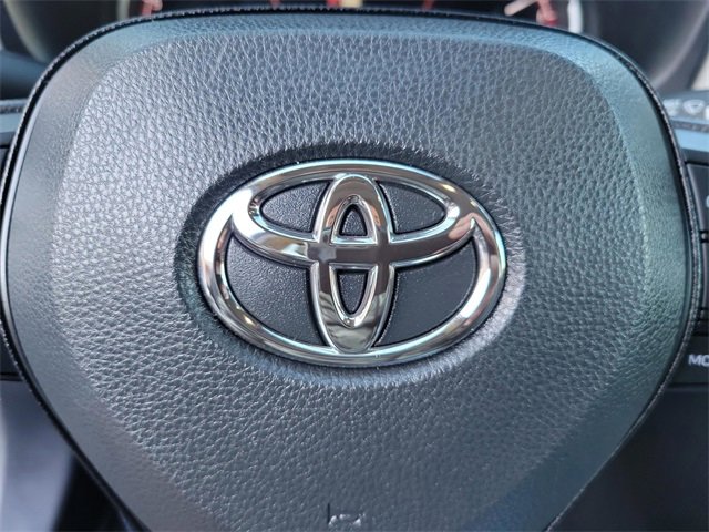 Used 2025 Toyota RAV4 XLE image 29