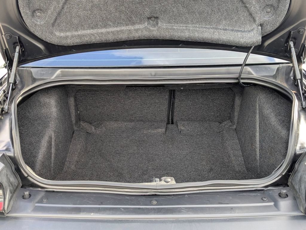 Used 2021 Dodge Challenger R/T w/ Blacktop Package image 26