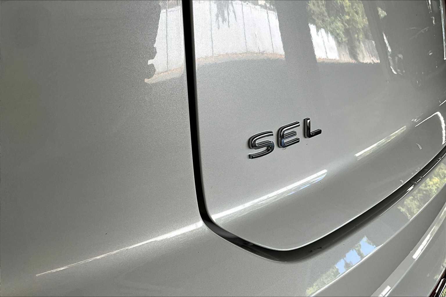 New 2026 Volkswagen Atlas Cross Sport SEL image 26