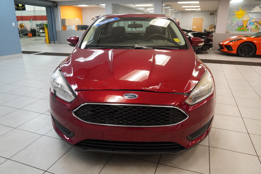Used 2015 Ford Focus SE FWD image 14