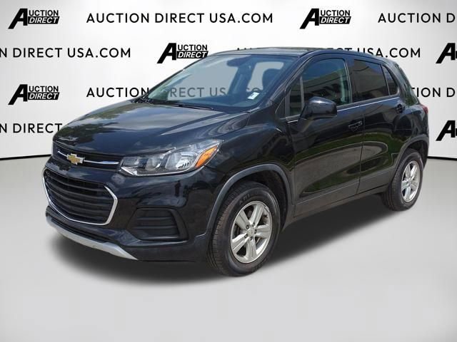 Used 2020 Chevrolet Trax LS w/ Tint and Cruise Package image 39