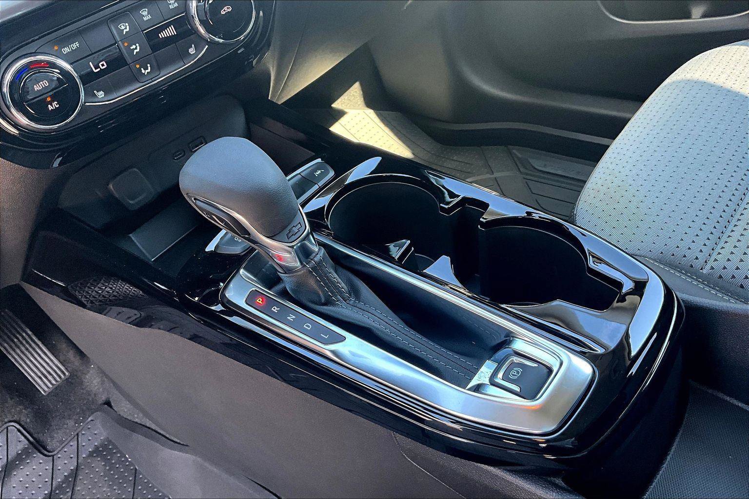 New 2025 Chevrolet Trax LT w/ LT Convenience Package image 12