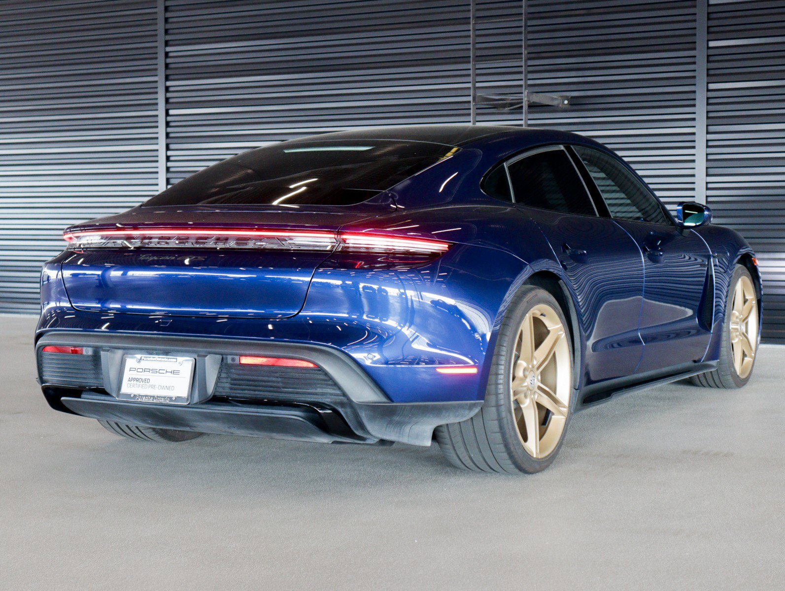 Certified 2023 Porsche Taycan GTS image 10