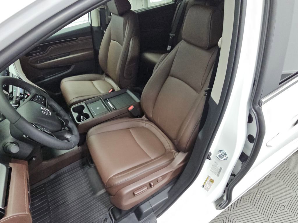 New 2026 Honda Odyssey Touring image 29