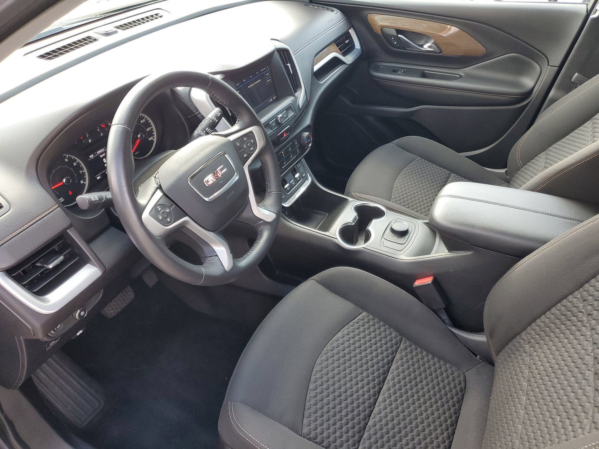 Used 2018 GMC Terrain SLE FWD image 18