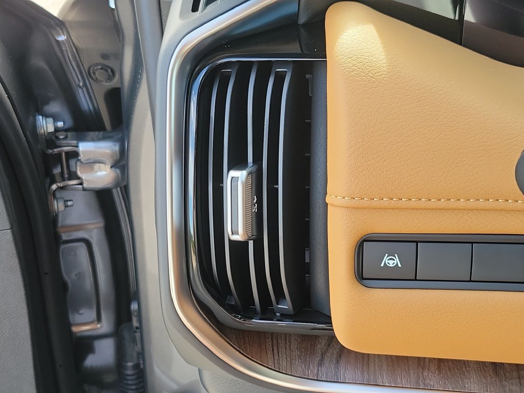 New 2026 Nissan Armada SL RWD image 32