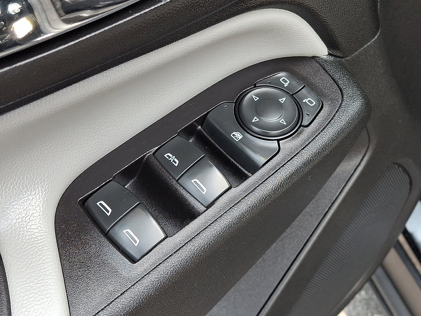 Used 2020 Chevrolet Equinox LT AWD/4WD image 14