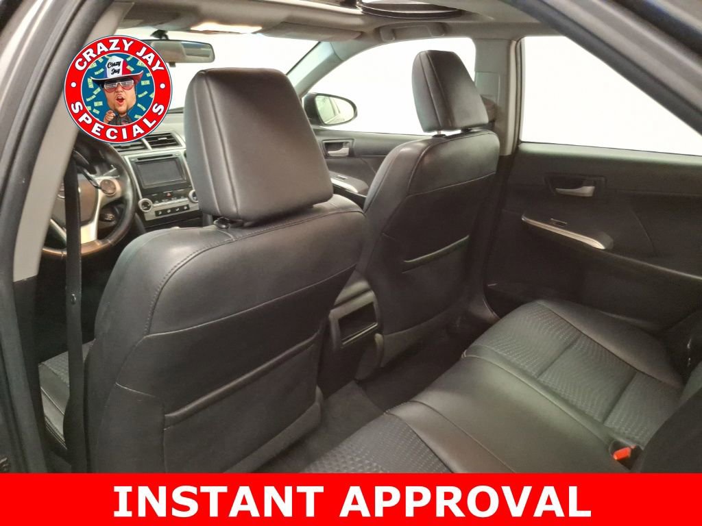 Used 2014 Toyota Camry SE w/ Moonroof Package image 14