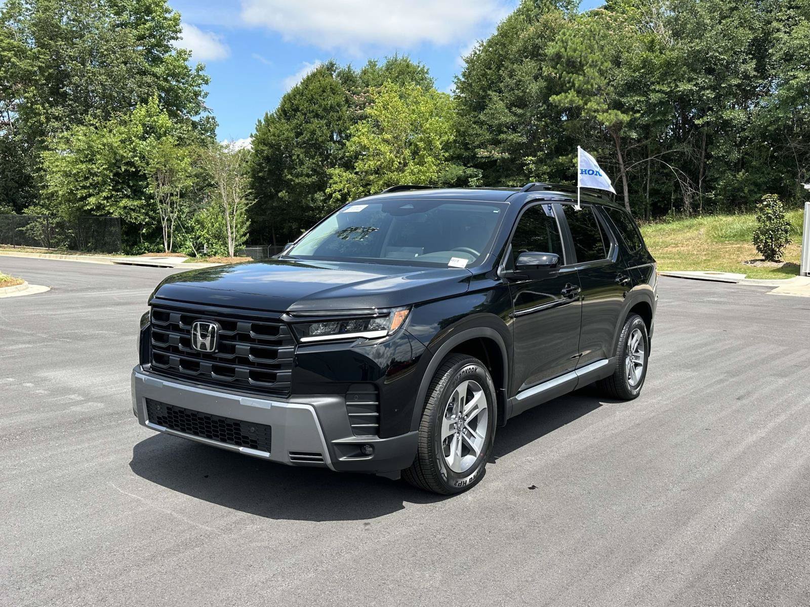 Certified 2026 Honda Pilot EX-L image 3