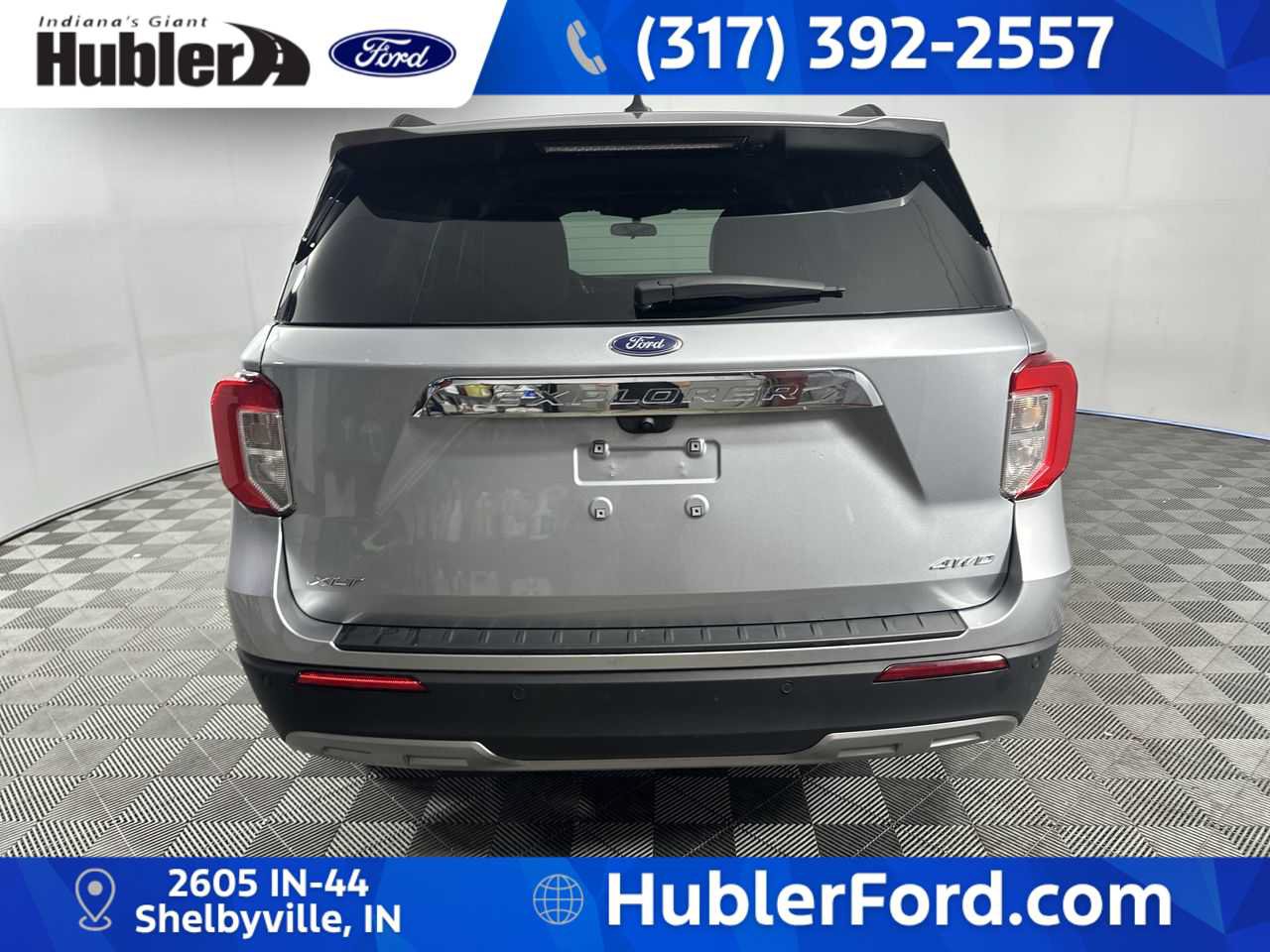 Used 2024 Ford Explorer XLT w/ Equipment Group 202A AWD/4WD image 7