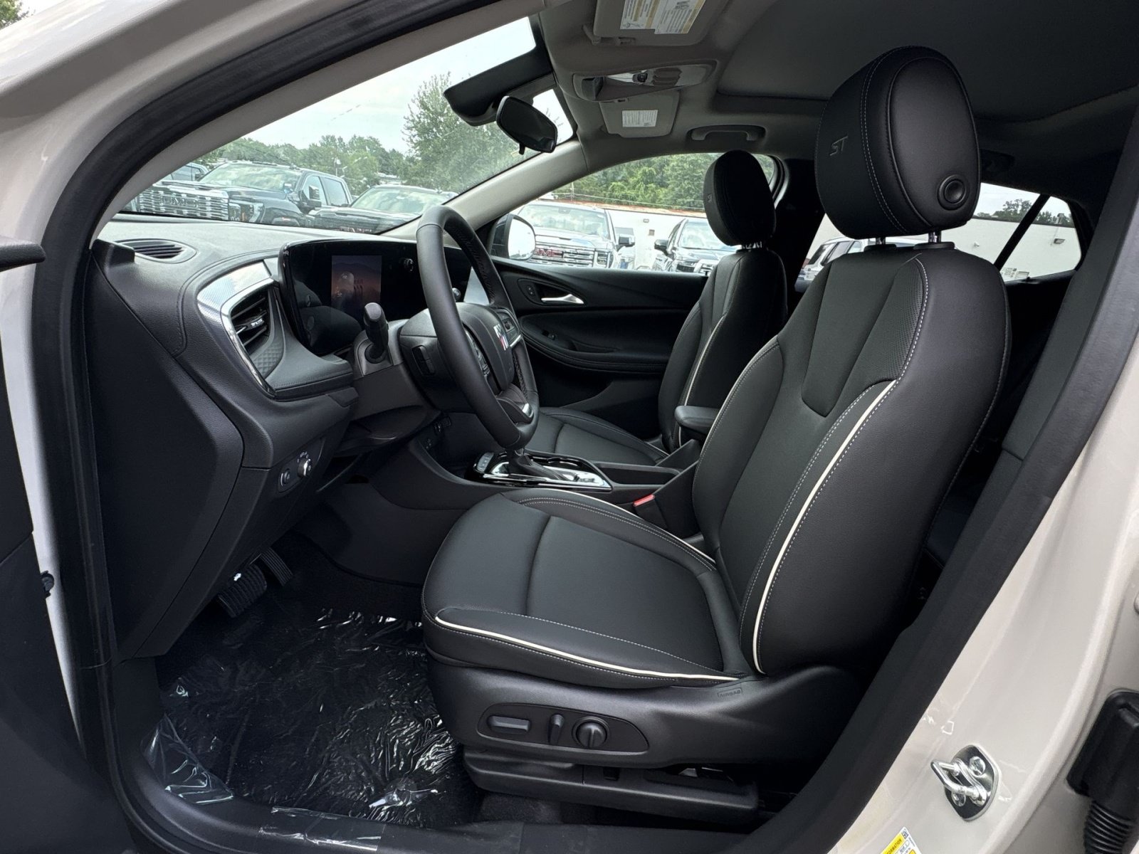 New 2026 Buick Encore GX Sport Touring w/ Studio Series AWD/4WD image 13