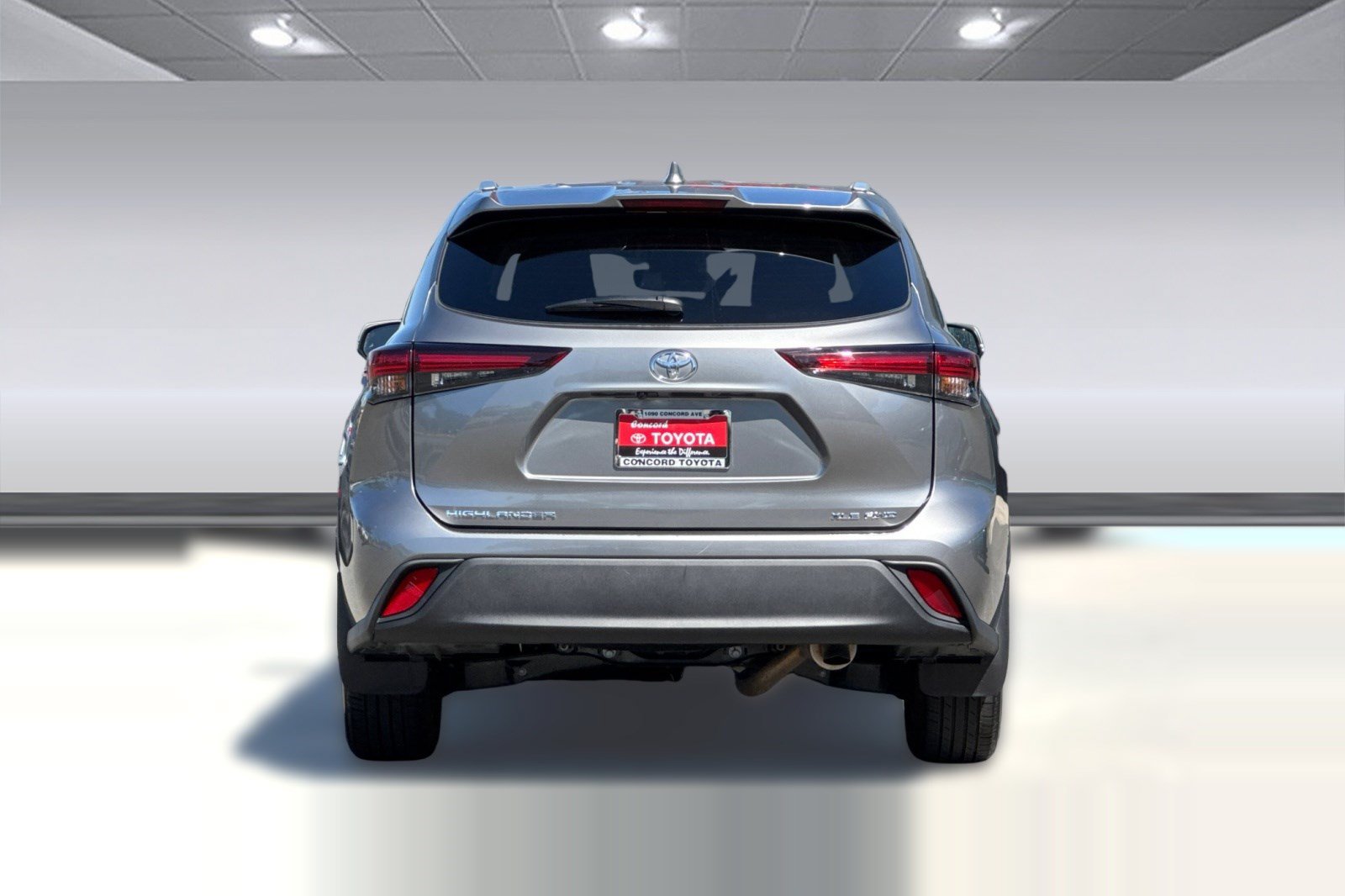 Used 2026 Toyota Highlander XLE AWD/4WD image 10