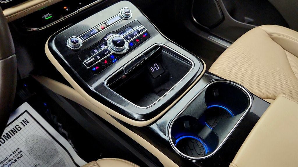 Used 2022 Lincoln Nautilus Reserve FWD image 17