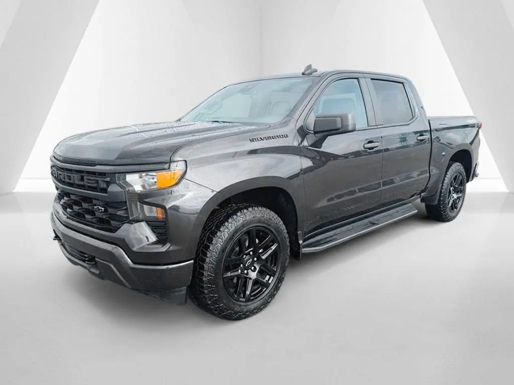 Used 2023 Chevrolet Silverado 1500 Custom w/ LPO, Dark Essentials Package AWD/4WD image 3