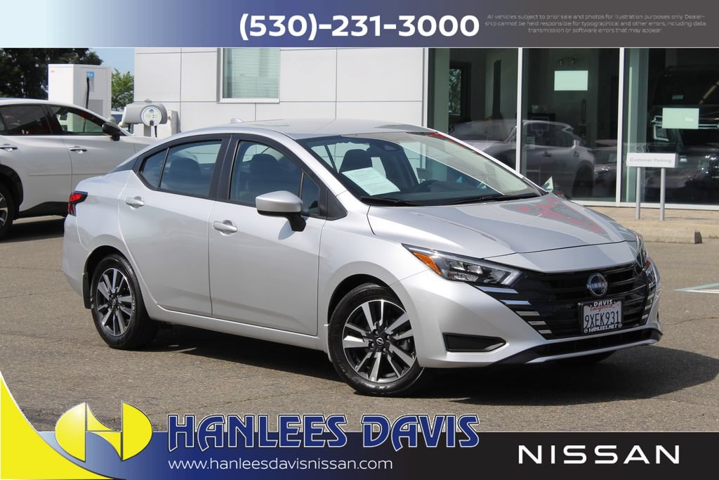 Used 2025 Nissan Versa SV w/ Trunk Package