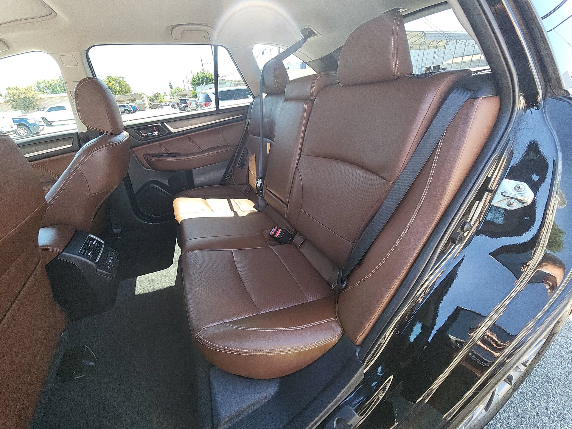 Used 2019 Subaru Outback 2.5i Touring w/ Protection Package #1 AWD/4WD image 25