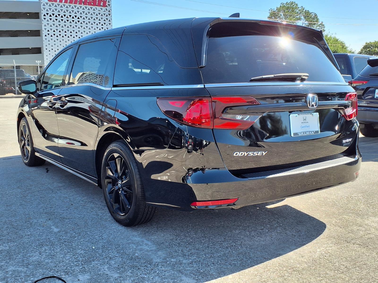 Certified 2024 Honda Odyssey Sport image 3