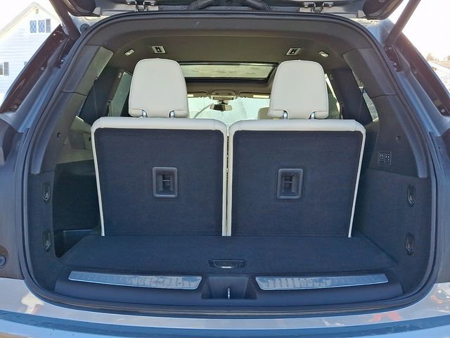 Used 2024 Cadillac XT6 Sport w/ LPO, Floor Liner Package image 28