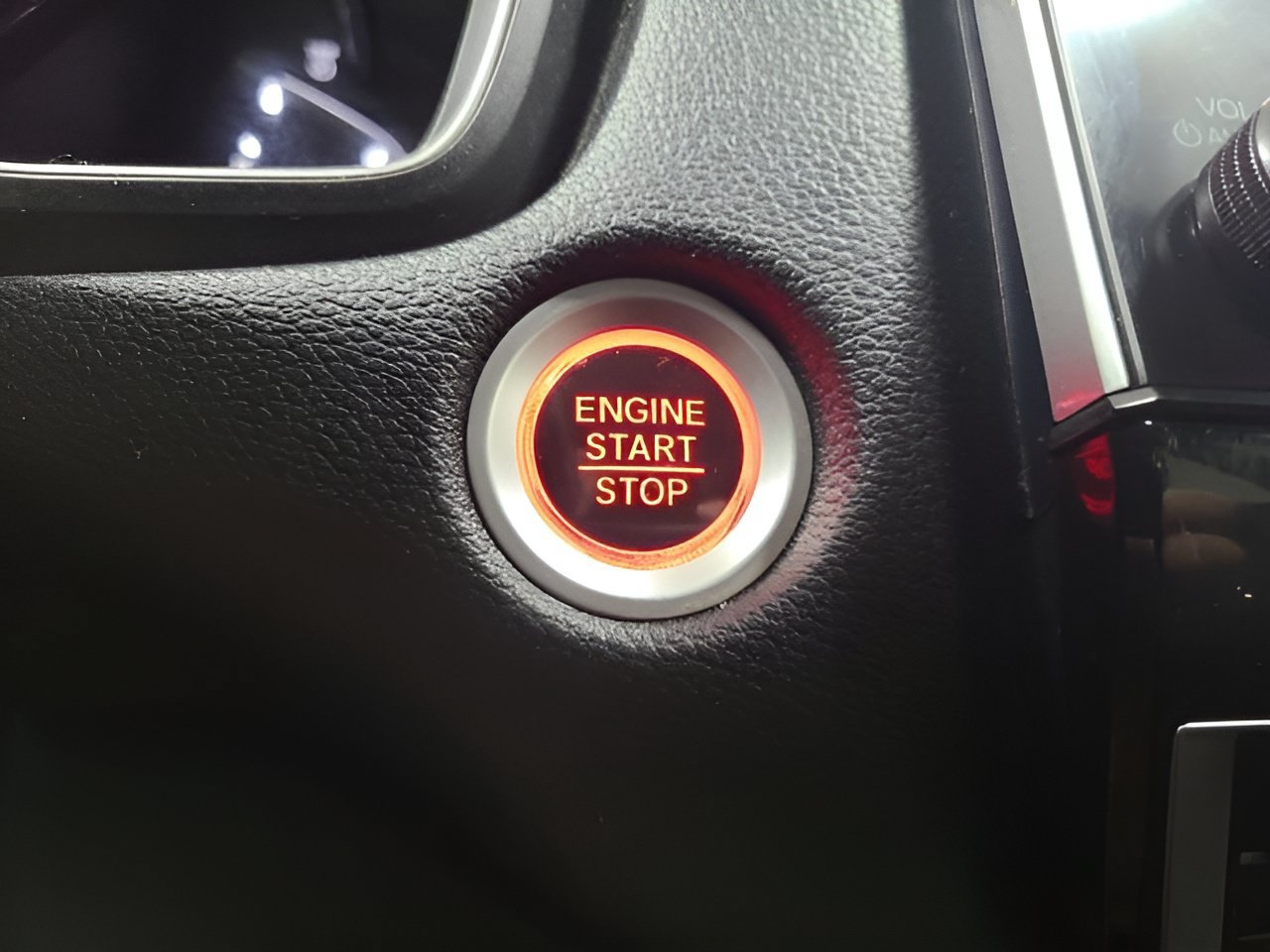 Certified 2020 Honda CR-V Touring image 38
