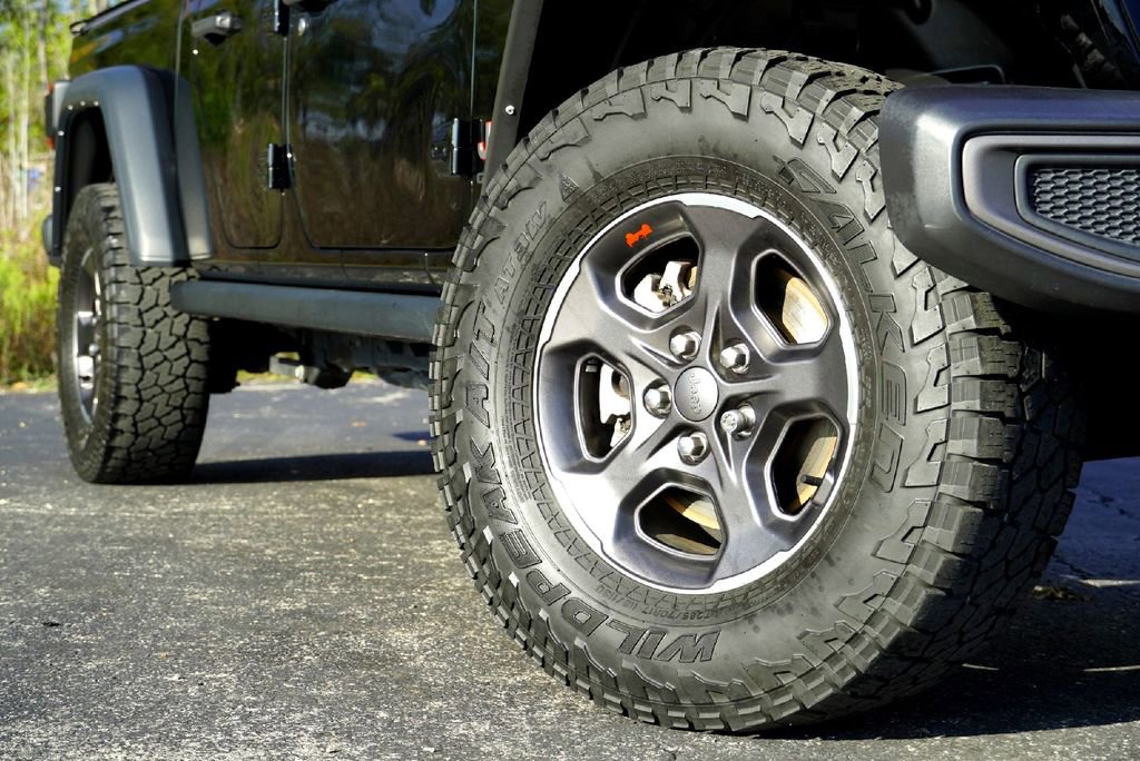 Used 2022 Jeep Gladiator Rubicon w/ Safety Group image 4