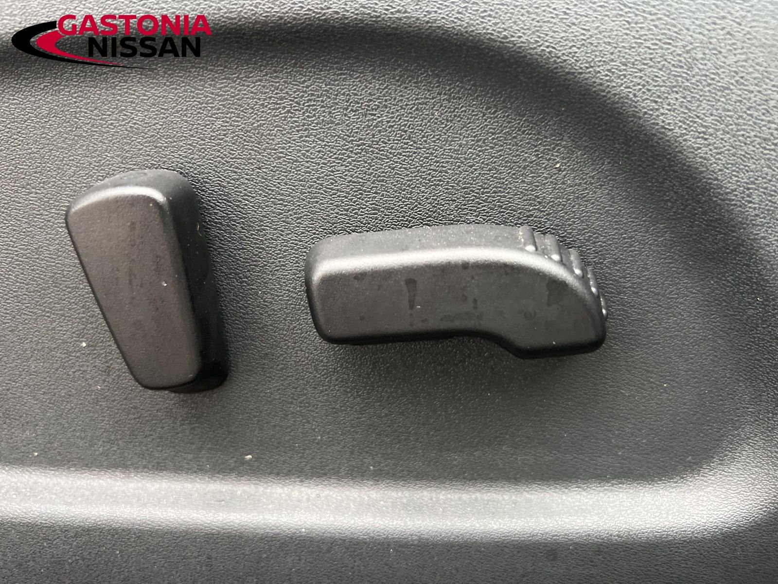 Used 2024 Nissan Murano SV w/ SV Midnight Edition Package image 27