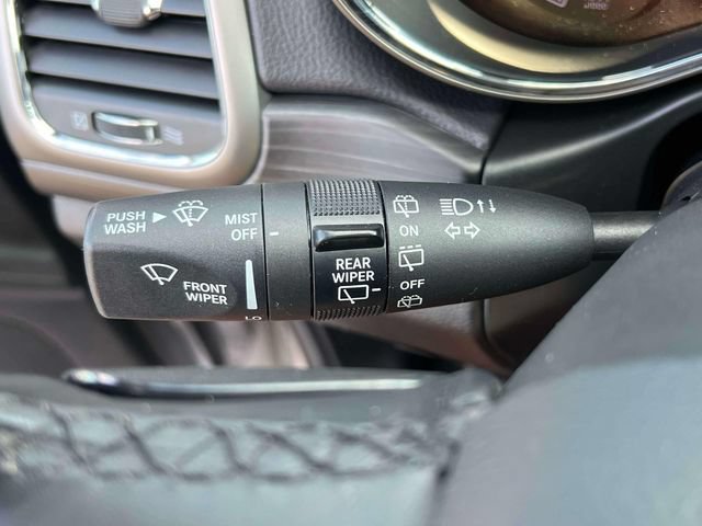 Used 2021 Jeep Grand Cherokee Laredo X AWD/4WD image 20