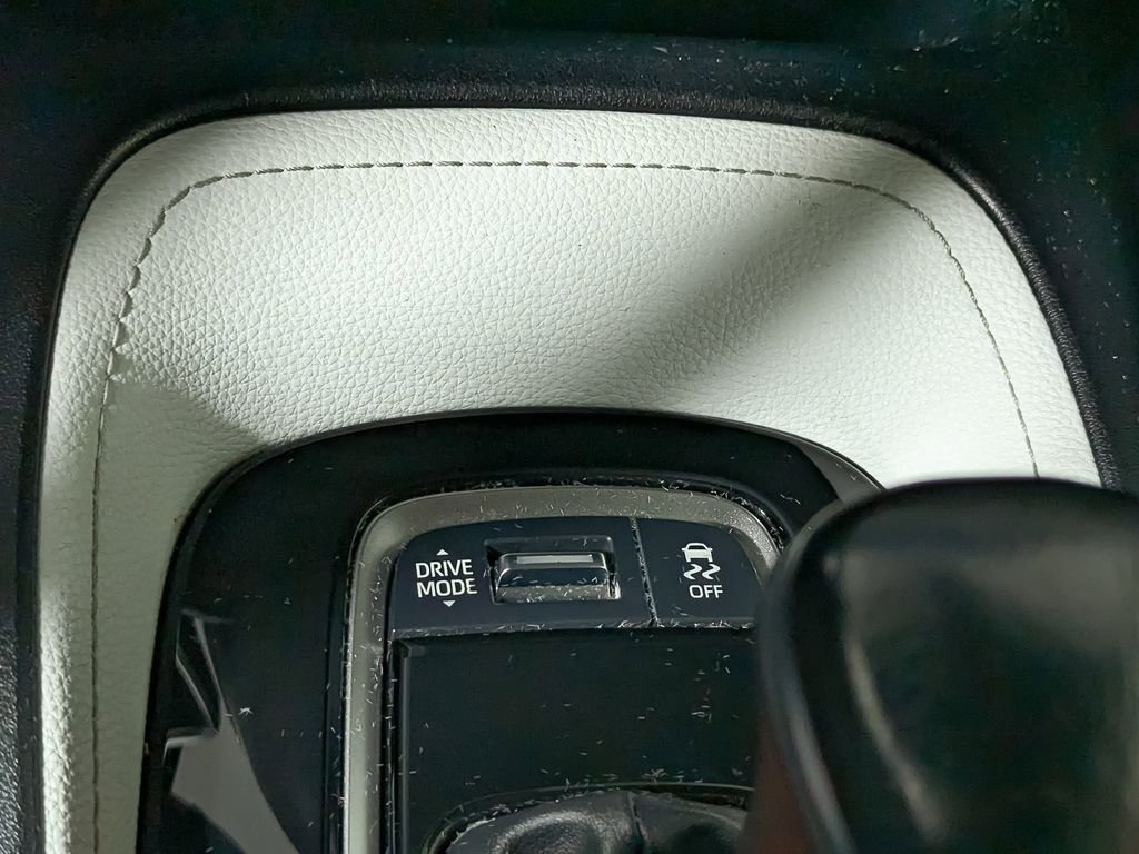 Used 2023 Toyota Corolla SE image 36