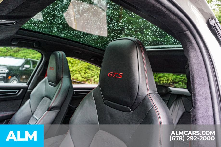 Used 2022 Porsche Cayenne GTS w/ Premium Package AWD/4WD image 18