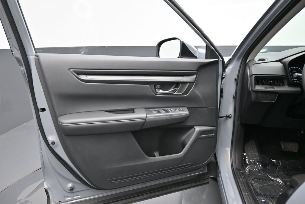 Certified 2026 Honda CR-V EX image 18