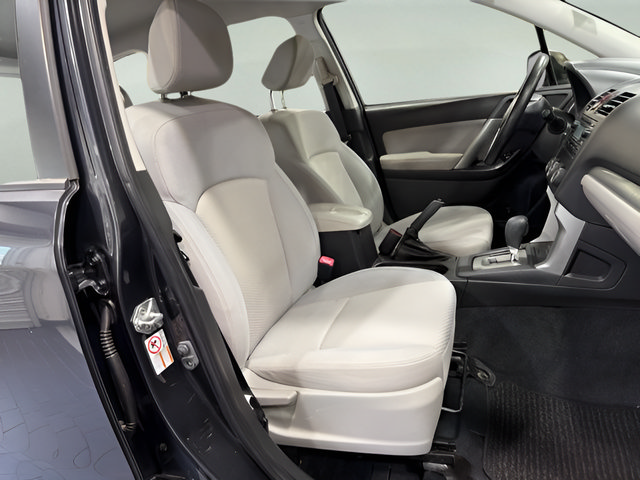 Used 2015 Subaru Forester 2.5i w/ Alloy Wheel Package AWD/4WD image 13