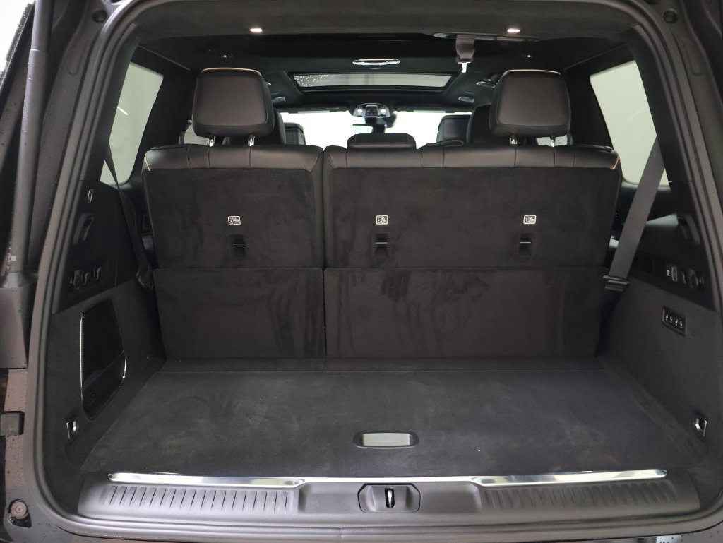 New 2026 Jeep Grand Wagoneer Summit AWD/4WD image 14