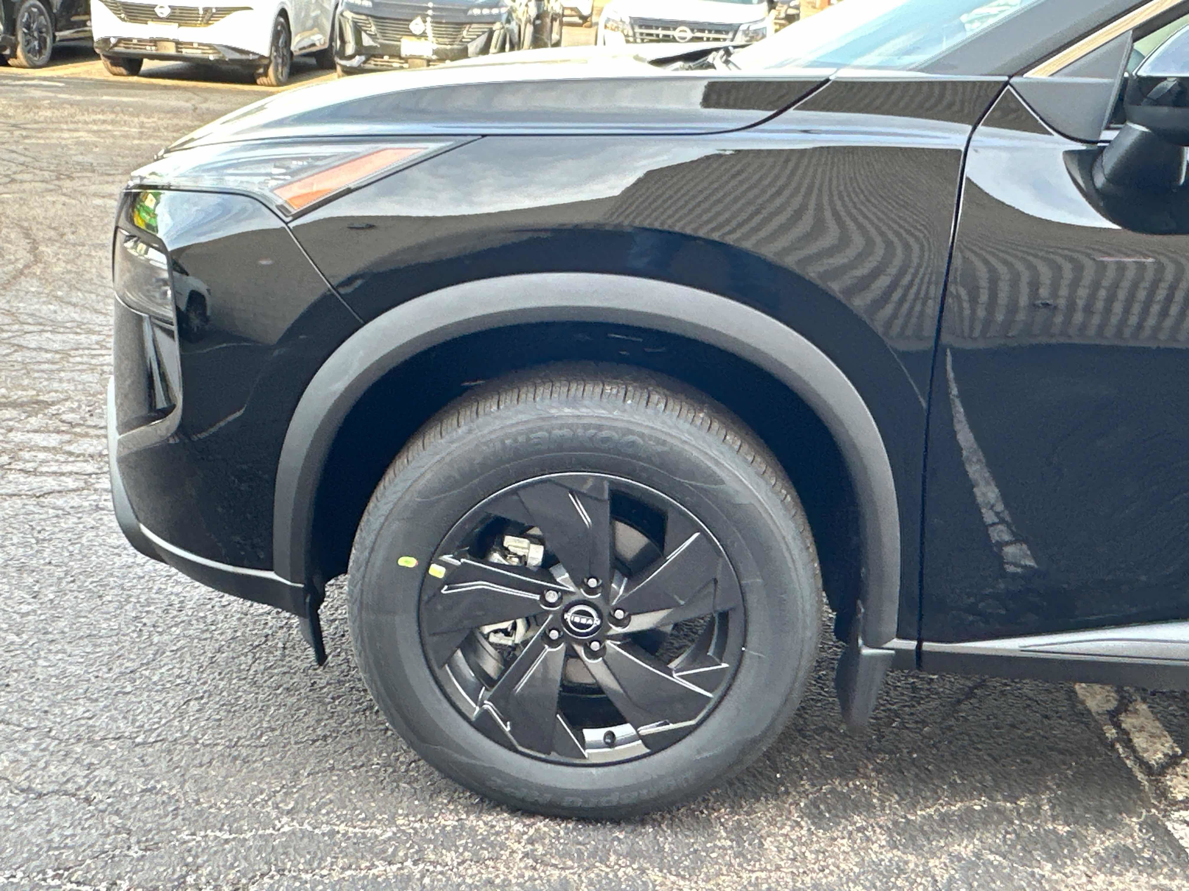 New 2026 Nissan Rogue SV w/ Cold Weather Package AWD/4WD image 7