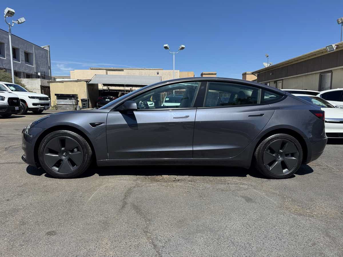 Used 2023 Tesla Model 3 Standard Range RWD image 8