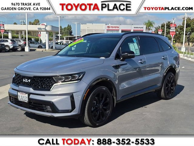 Used 2023 Kia Sorento SX AWD/4WD image 1