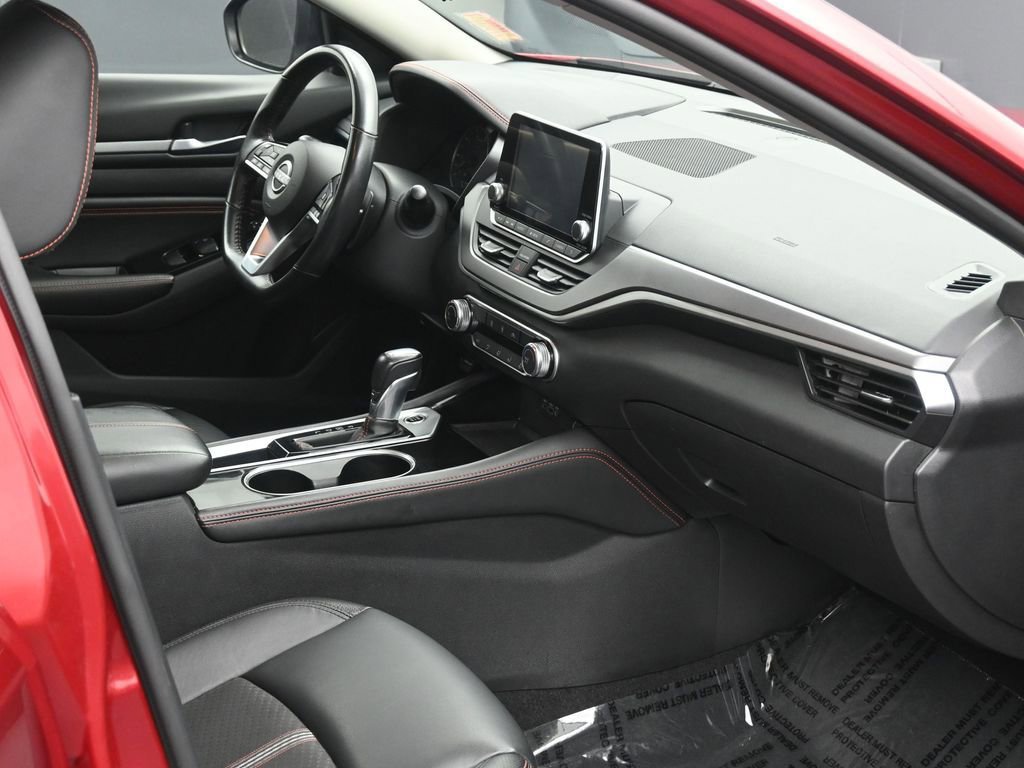 Used 2023 Nissan Altima 2.5 SR image 6