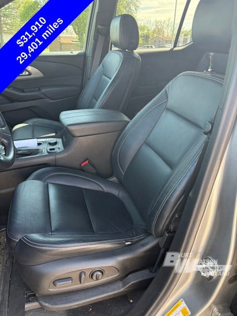 Used 2023 Chevrolet Traverse LT w/ Midnight/Sport Edition AWD/4WD image 7