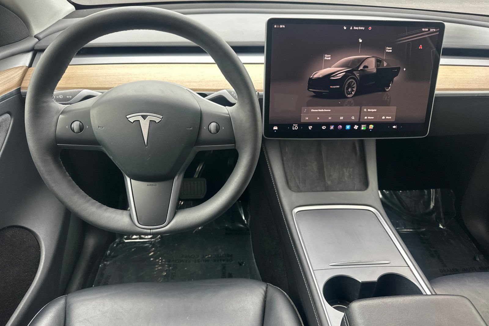 Used 2022 Tesla Model Y Long Range AWD/4WD image 17