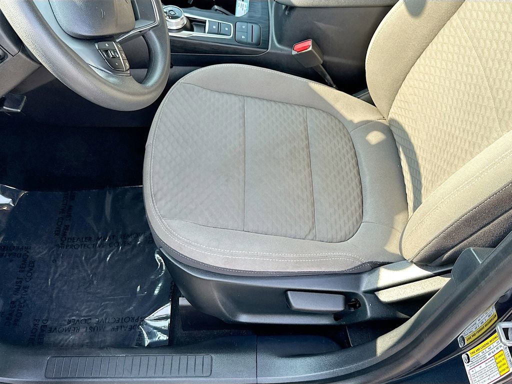 Used 2022 Ford Escape SE image 26