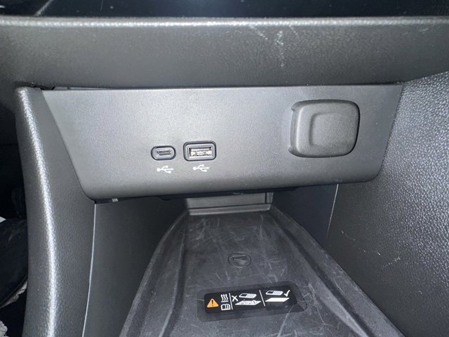 Used 2026 Buick Encore GX Sport Touring w/ Advanced Technology Package image 25