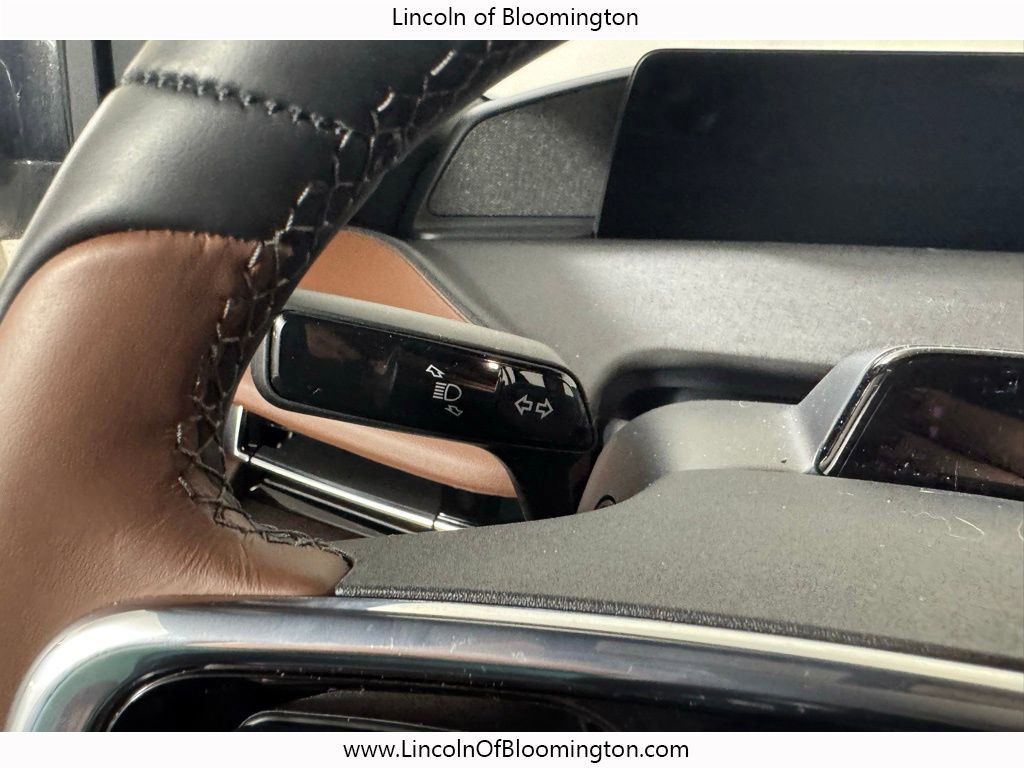 New 2025 Lincoln Navigator L Reserve image 44