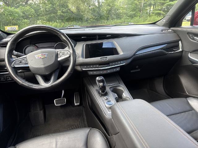 Certified 2023 Cadillac XT4 Sport w/ LPO, ONYX Package AWD/4WD image 16